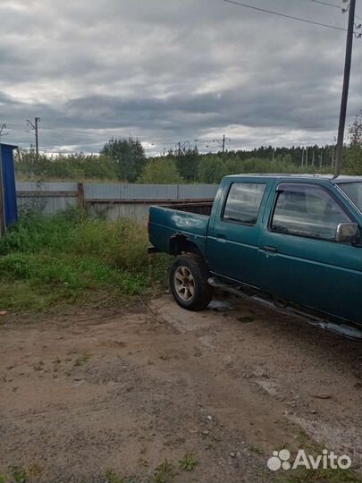 Nissan Datsun 2.5 МТ, 1995, 300 000 км