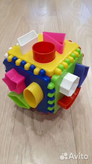 Развивающие игрушки