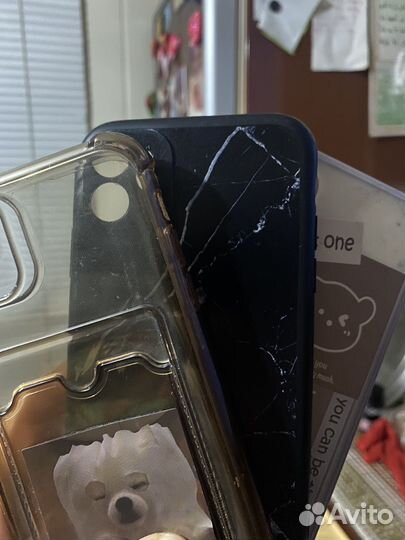 Телефон iPhone 11