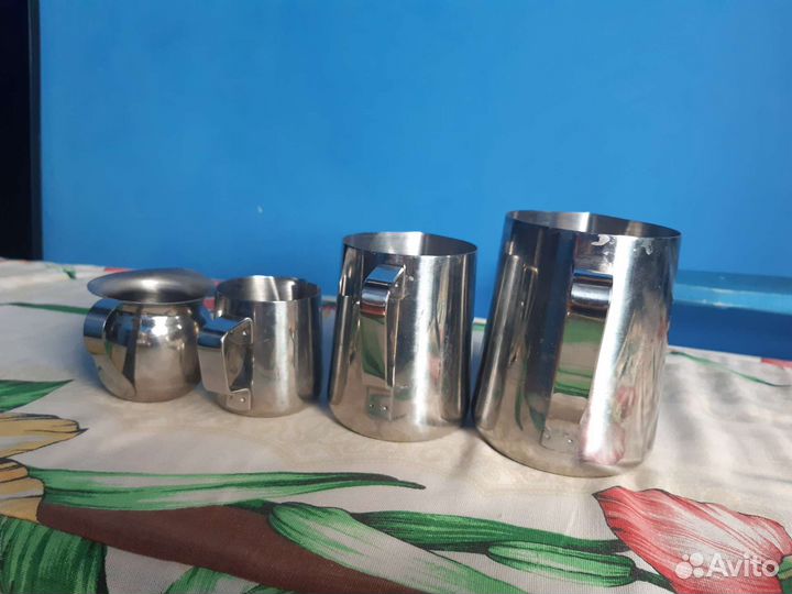 Питчер для молока, молочник