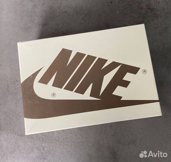 Air jordan 1 low og reverse mocha