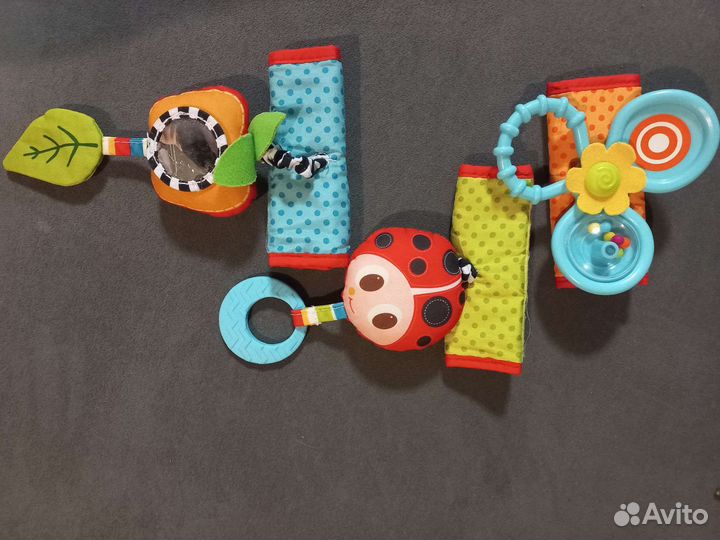 Игрушки на детскую кроватку, коляску