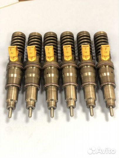 Насос форсунки Volvo FH12 дв. D12