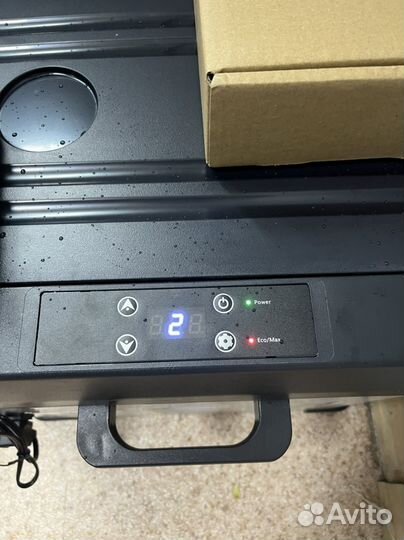 Холодильник морозильник 12/220