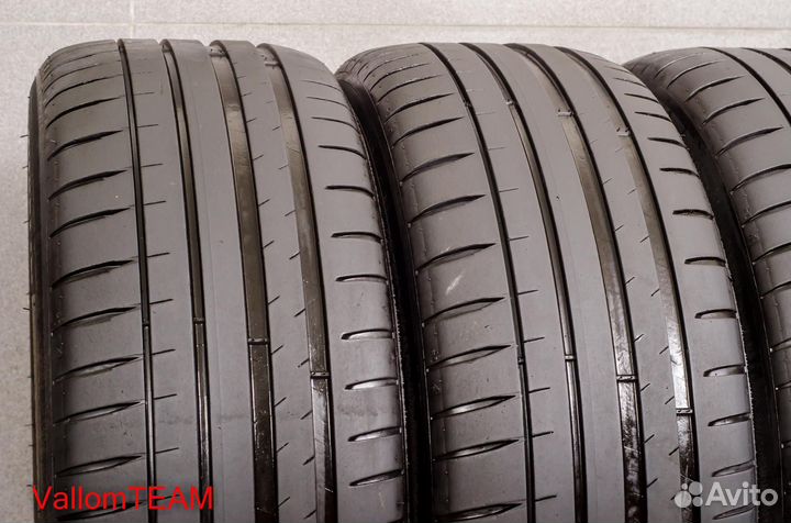 Michelin Pilot Sport 4 205/55 R16 94Y