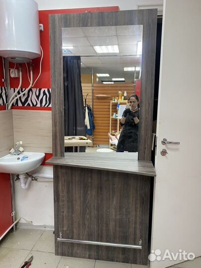 Зеркало для парикмахера
