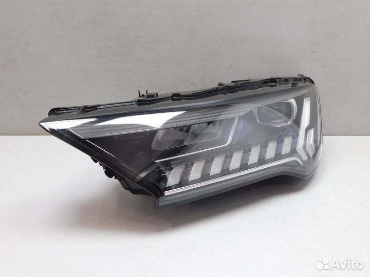 Фара левая Audi Q7/SQ7
