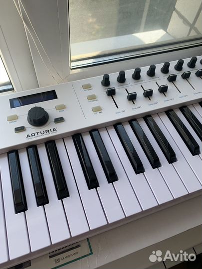 Миди клавиатура arturia keylab essential 49