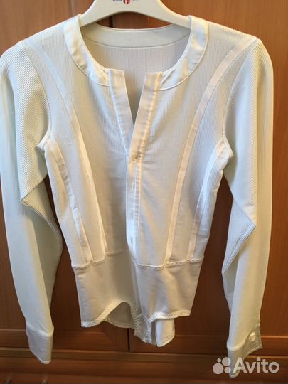 Костюм для бально-спортивных танцев