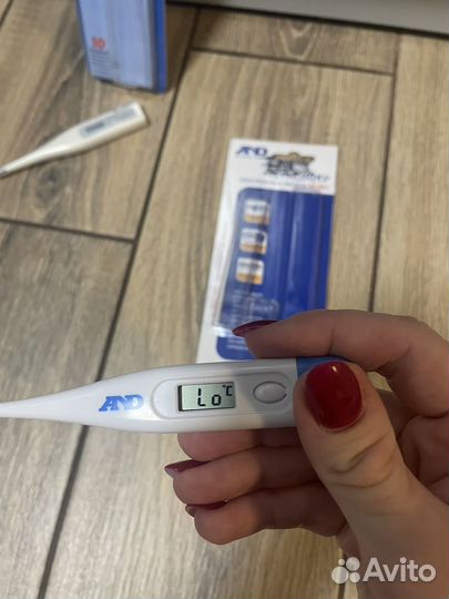 Термометр электронный