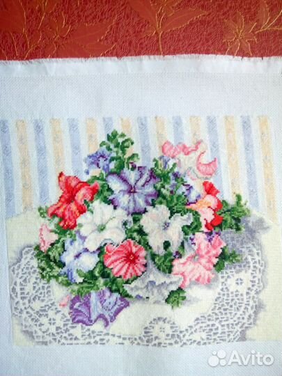 Картины вышитые