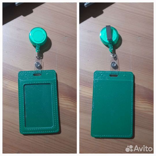 Бейдж с рулеткой на прищепке