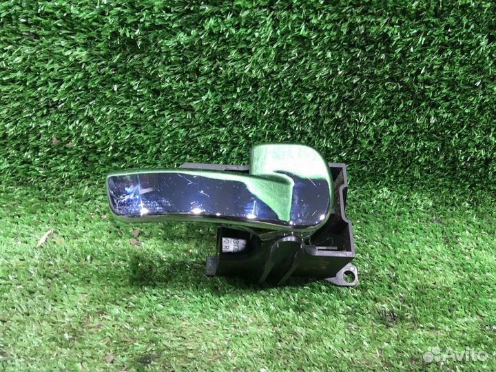 Ручка двери Pathfinder (05-12) R внутренняя Б\У