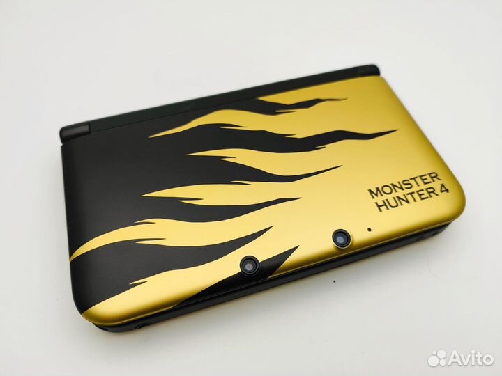 Nintendo 3DS LL 