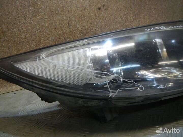 Фара правая Kia Sportage