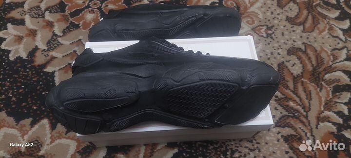 Летние кроссовки размер 44