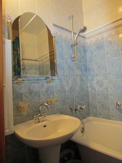 4-к. квартира, 88 м², 2/5 эт.