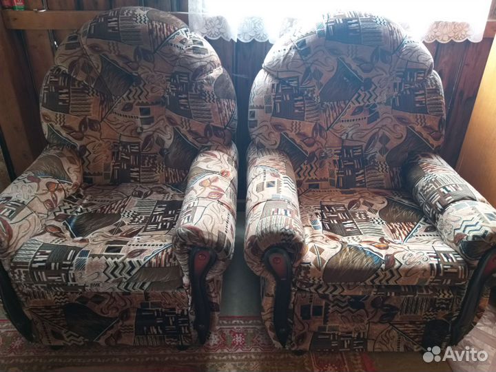 Продаётся диван и кресло