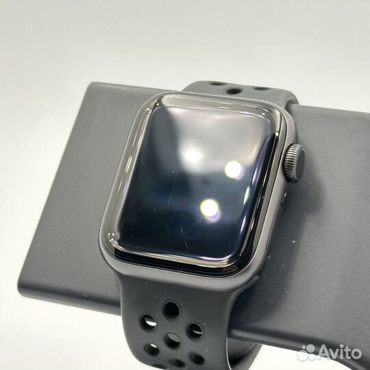 Apple Watch SE Nike 40 mm