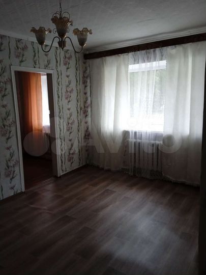 2-к. квартира, 43 м², 1/3 эт.