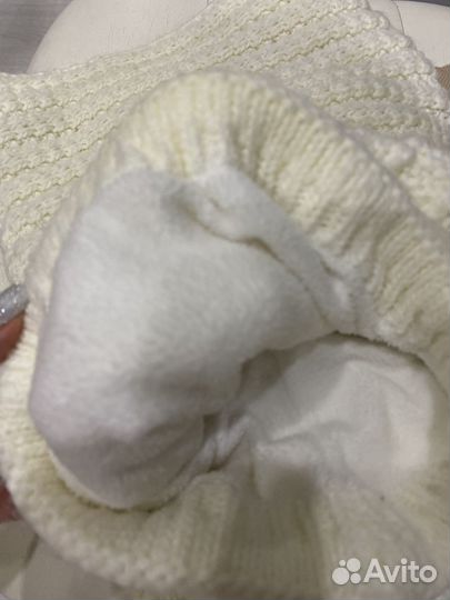 Шапка вязанная с шарфом