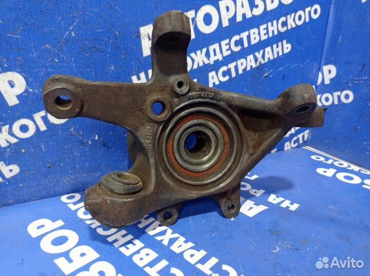 Задний правый поворотный кулак Mercedes-Benz W190