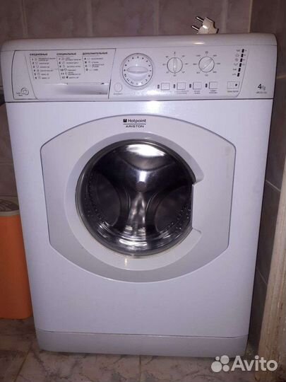 Стиральная машина Hotpoint ariston 4кг (узкая)