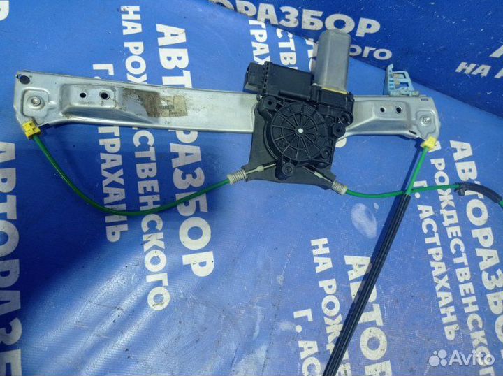 Передний правый стеклоподъемник Opel Corsa D купе