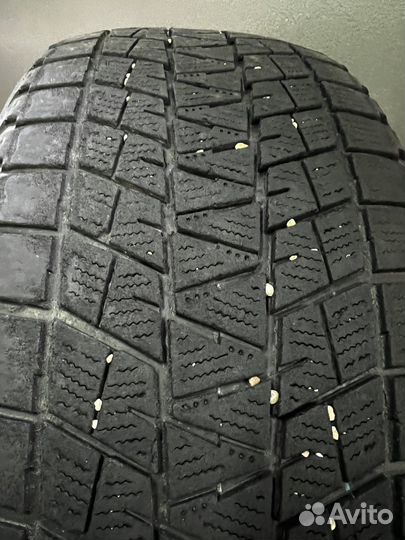 Bridgestone Blizzak DM-V1 225/55 R17 97R