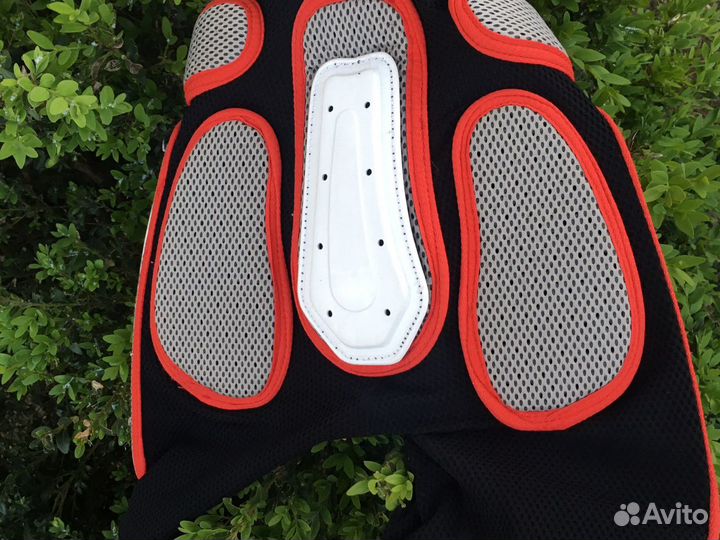 Горнолыжная защита