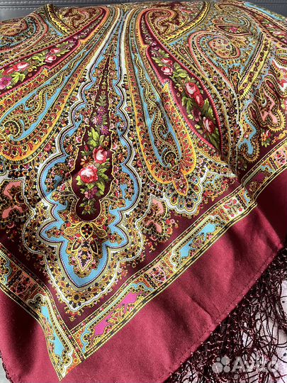 Павловопосадские шали и платки