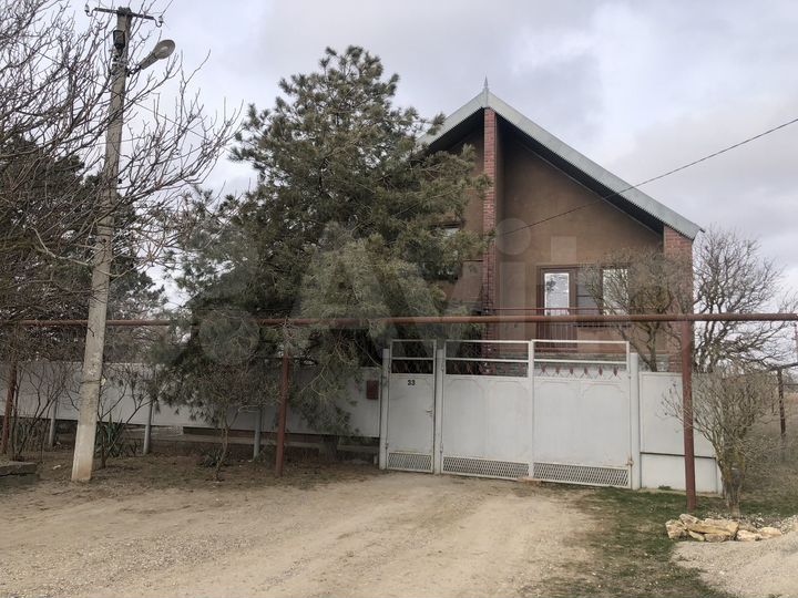 Дом 185 м² на участке 15 сот.