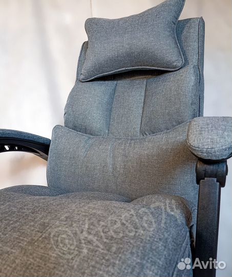 Компьютерное кресло с вибро массажем. Новое