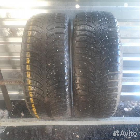 Bridgestone Blizzak Spike-01 205/55 R16