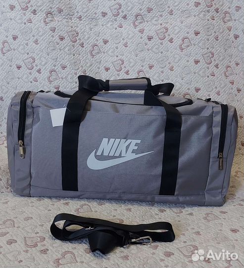 Спортивная сумка nike