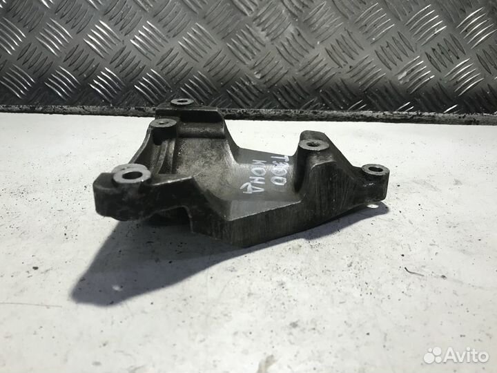 Кронштейн кондиционера Chevrolet Aveo T300