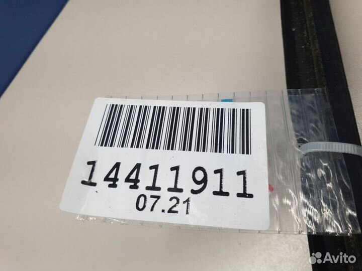 Накладка стекла задней левой двери Audi Q5 8R 2008