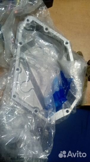 Крышка масляного охладителя WD12 оригинал 61800010