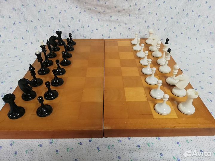 Шахматы СССР фигуры пластик с утяжелением