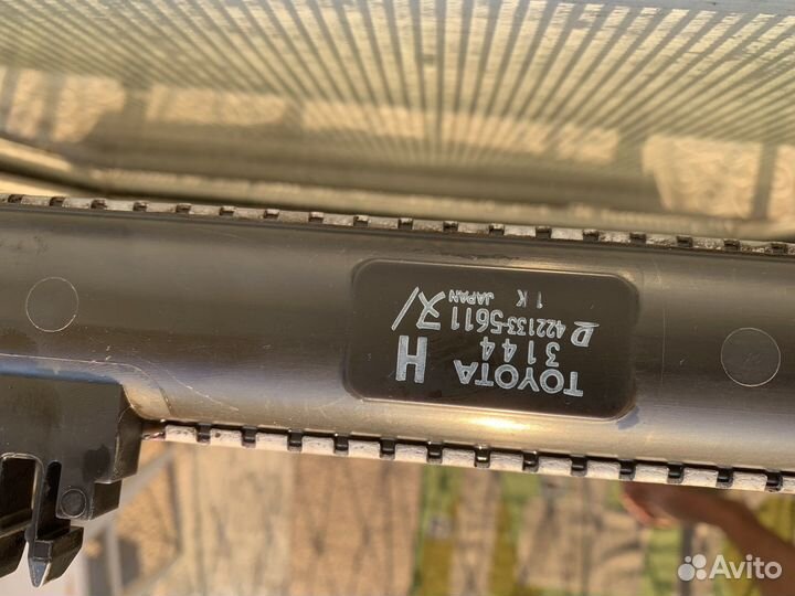 Радиатор на lexus is250