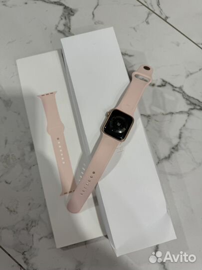 Часы apple watch 4 40 mm