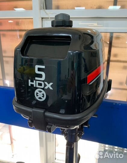 2-х тактный лодочный мотор HDX 5 витрина