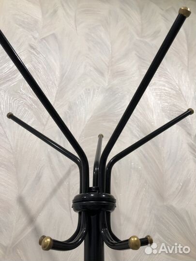 Вешалка напольная металлическая