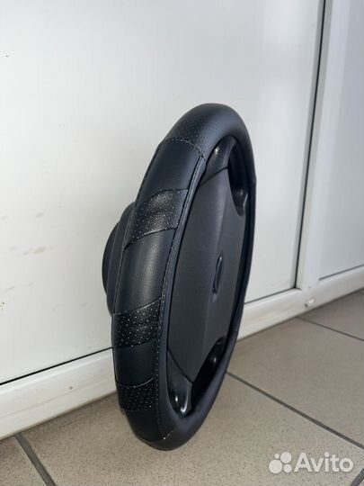 Оплетка на руль р-р М (37-39см) Эко/кожа 8090С