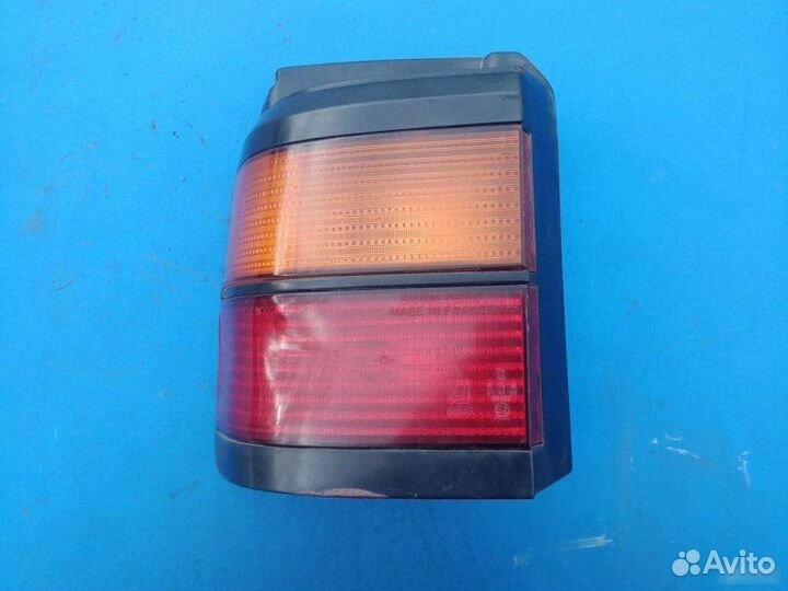 Фонарь задний левый Volkswagen Passat B3