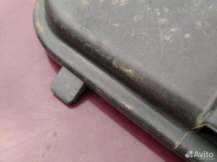 Крышка фары Ford Mondeo 1 1995