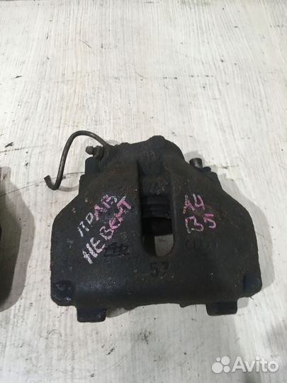 Суппорт тормозной передний правый Ауди А4 Б5