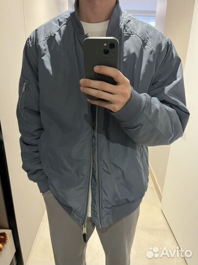 Бомбер reserved