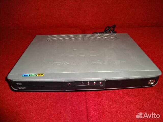 Шесть разных DVD - проигрывателей