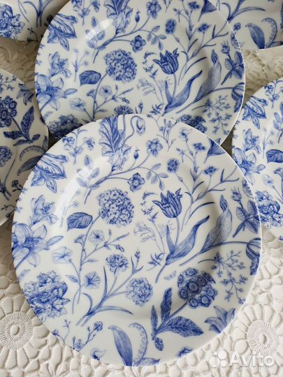 Тарелки Ботаника Монохром, Добруш